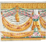Draperiebordüre als weißgraue Stoffbahn mit goldfarbenen Efeuranken, Fransenband und türkis-rosafarbenen Dekorbändern