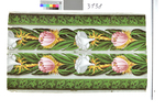 Bordüren, Blumendekor aus rosa und weißen Blüten, grünen Blättern und oberer und unterer Abschlußbordüre mit Blattdekor in Grün